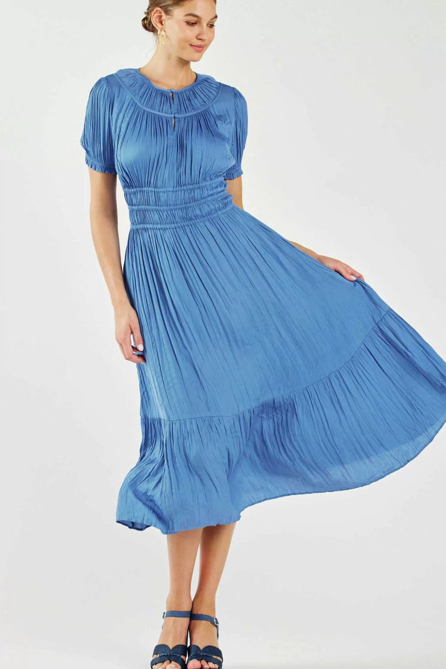 Cheap Brooklyn Pleated Midi Dress Midi Dresses