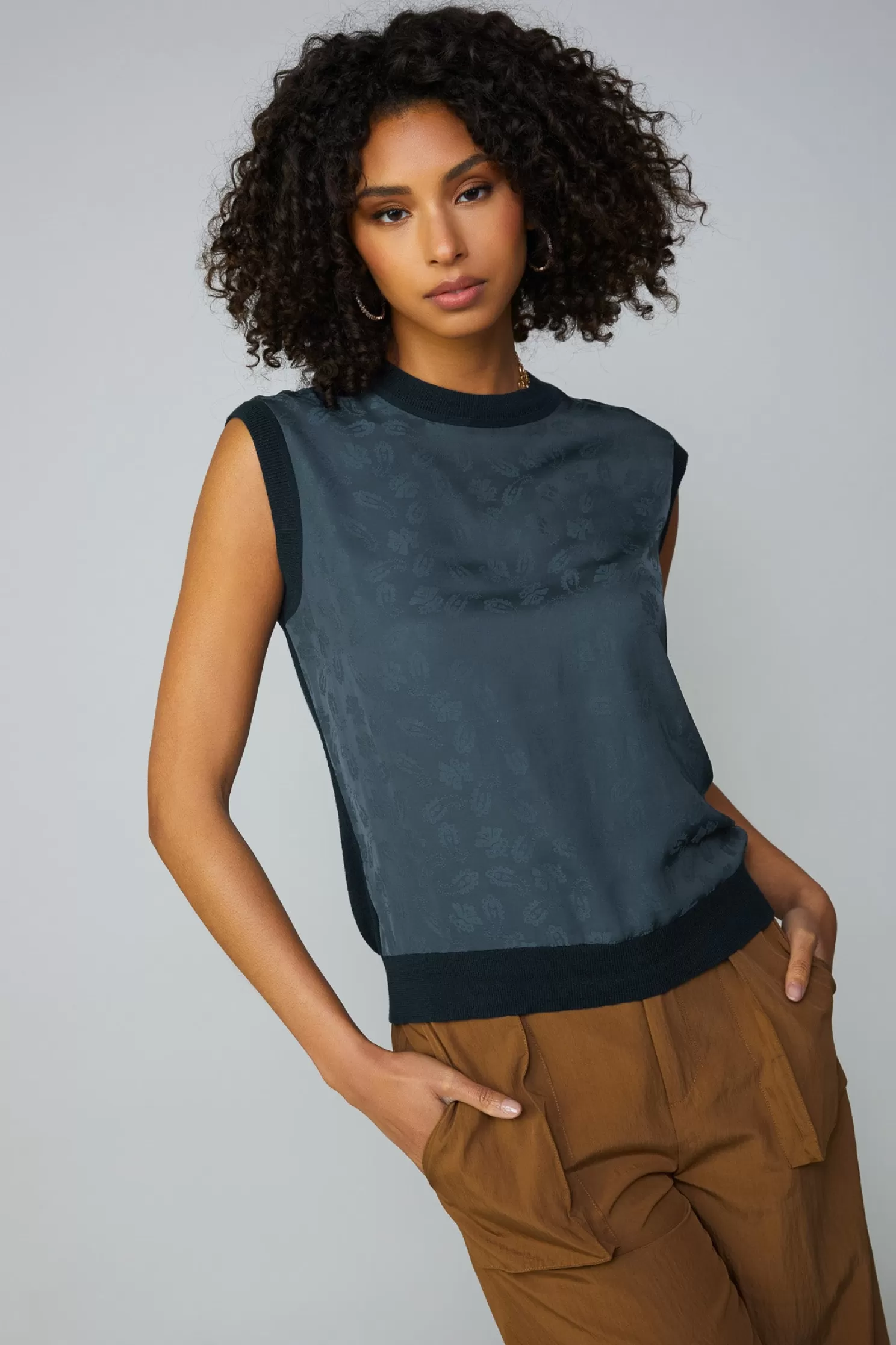 Outlet Contrast Crewneck Top Blouses | Sweaters