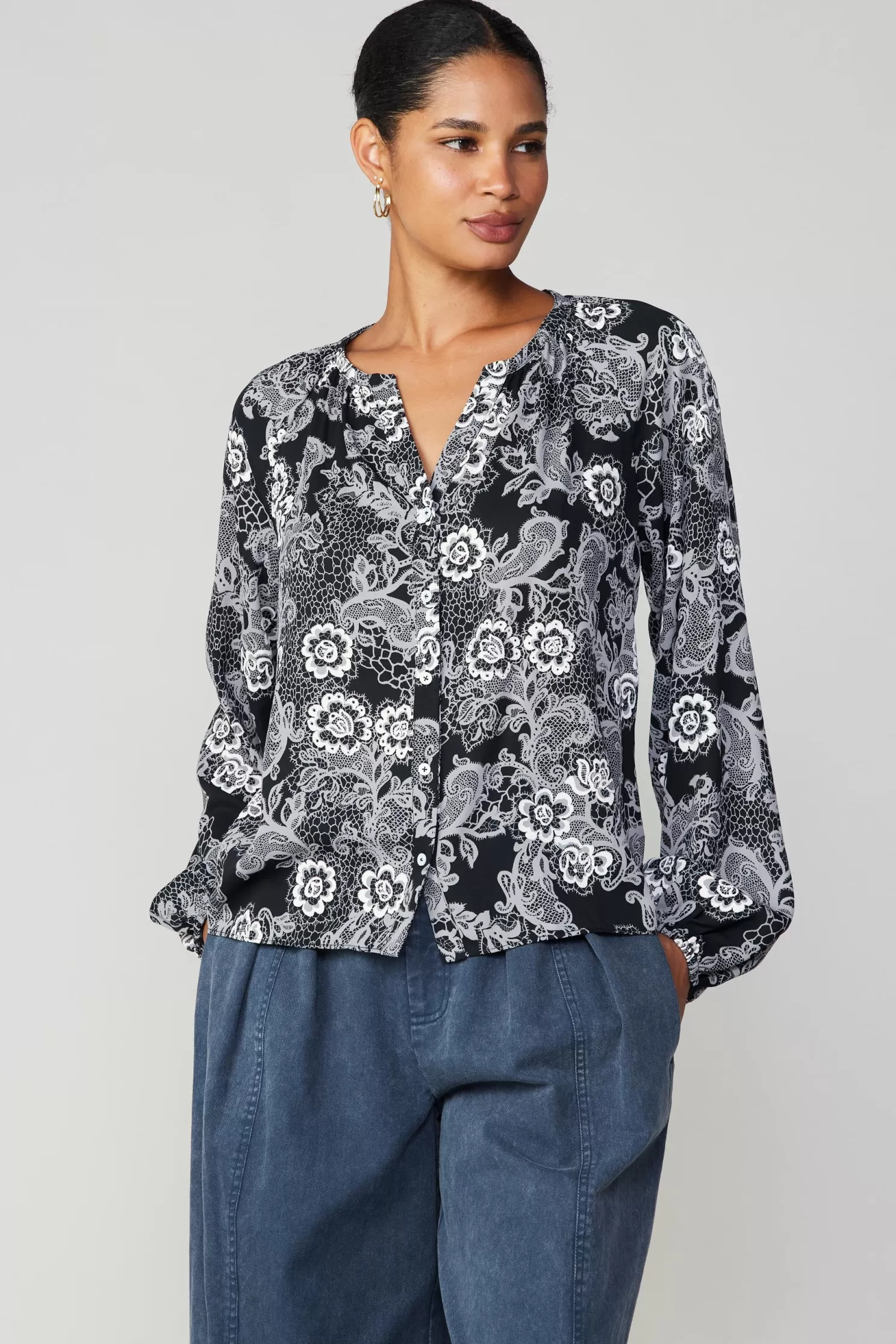 Clearance Noir Floral Blouse Long Sleeve Tops