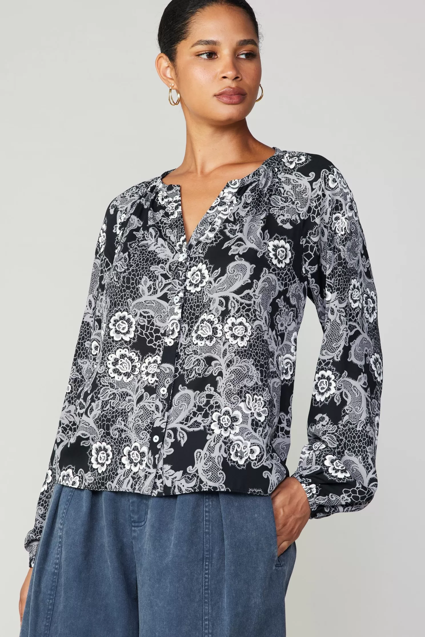 Clearance Noir Floral Blouse Long Sleeve Tops