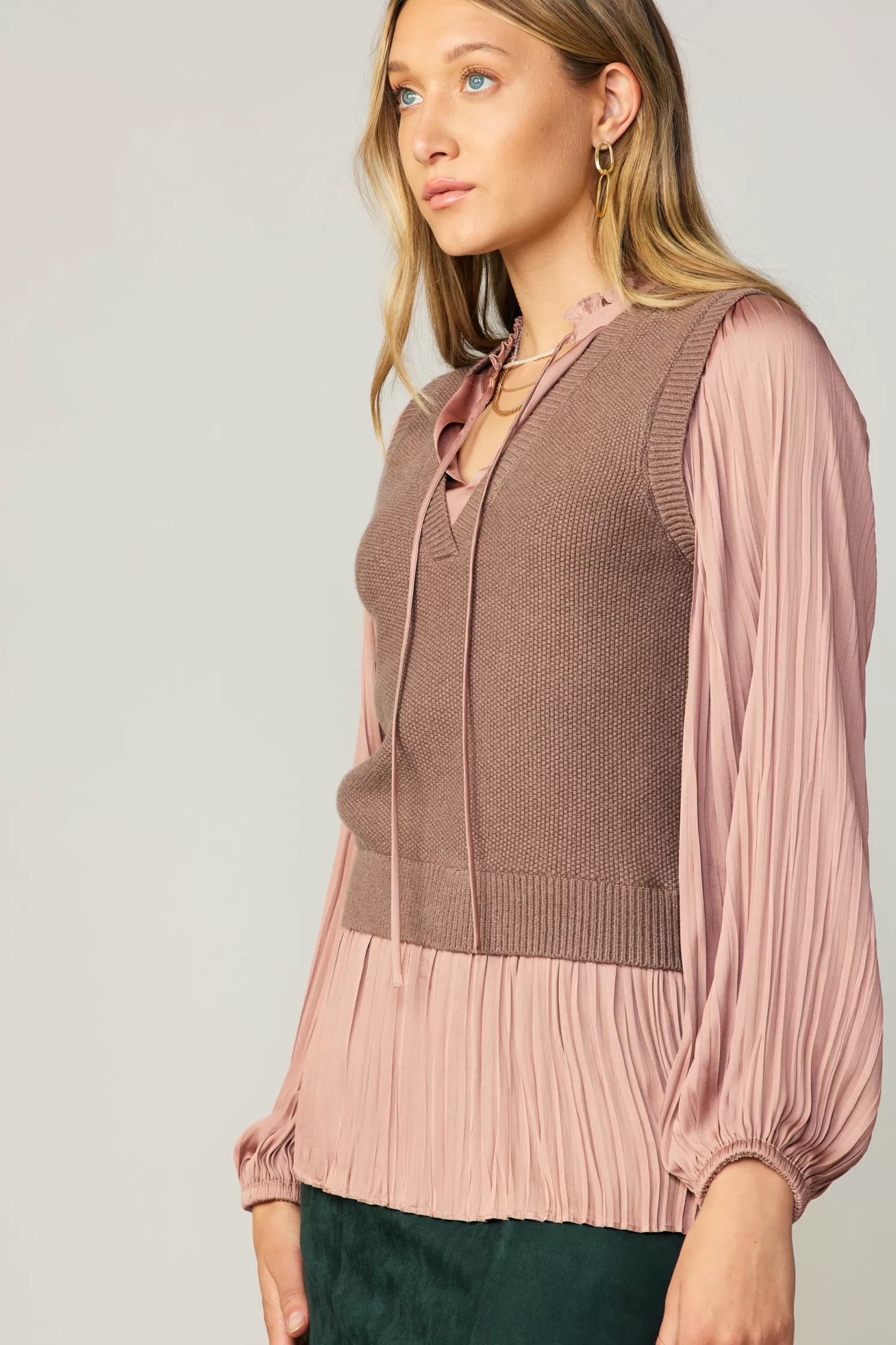 Discount Pleated Blouse Sweater Vest Sweaters | Knitwear