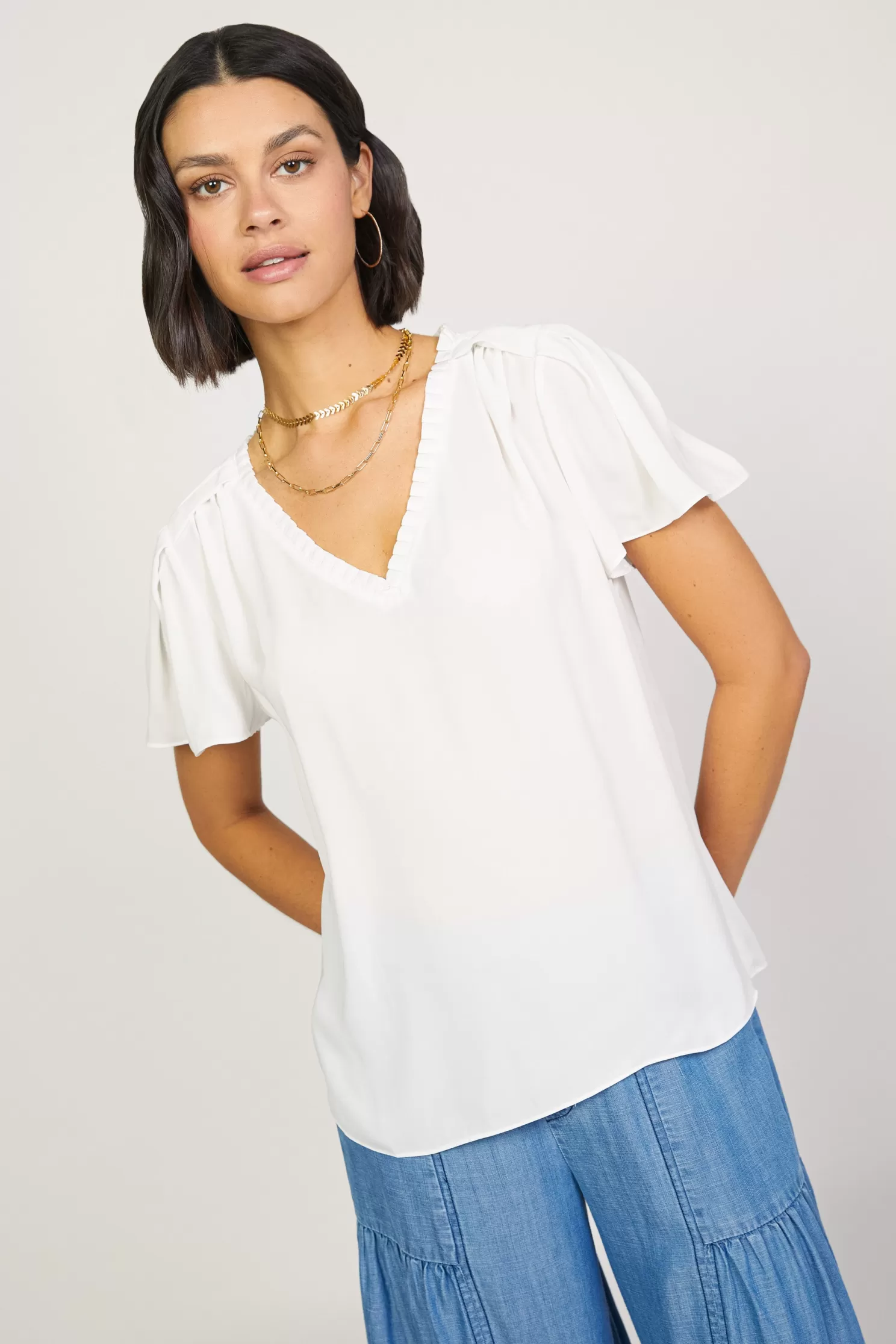 Outlet Pleated V-Neck Blouse Blouses | Short Sleeve Tops