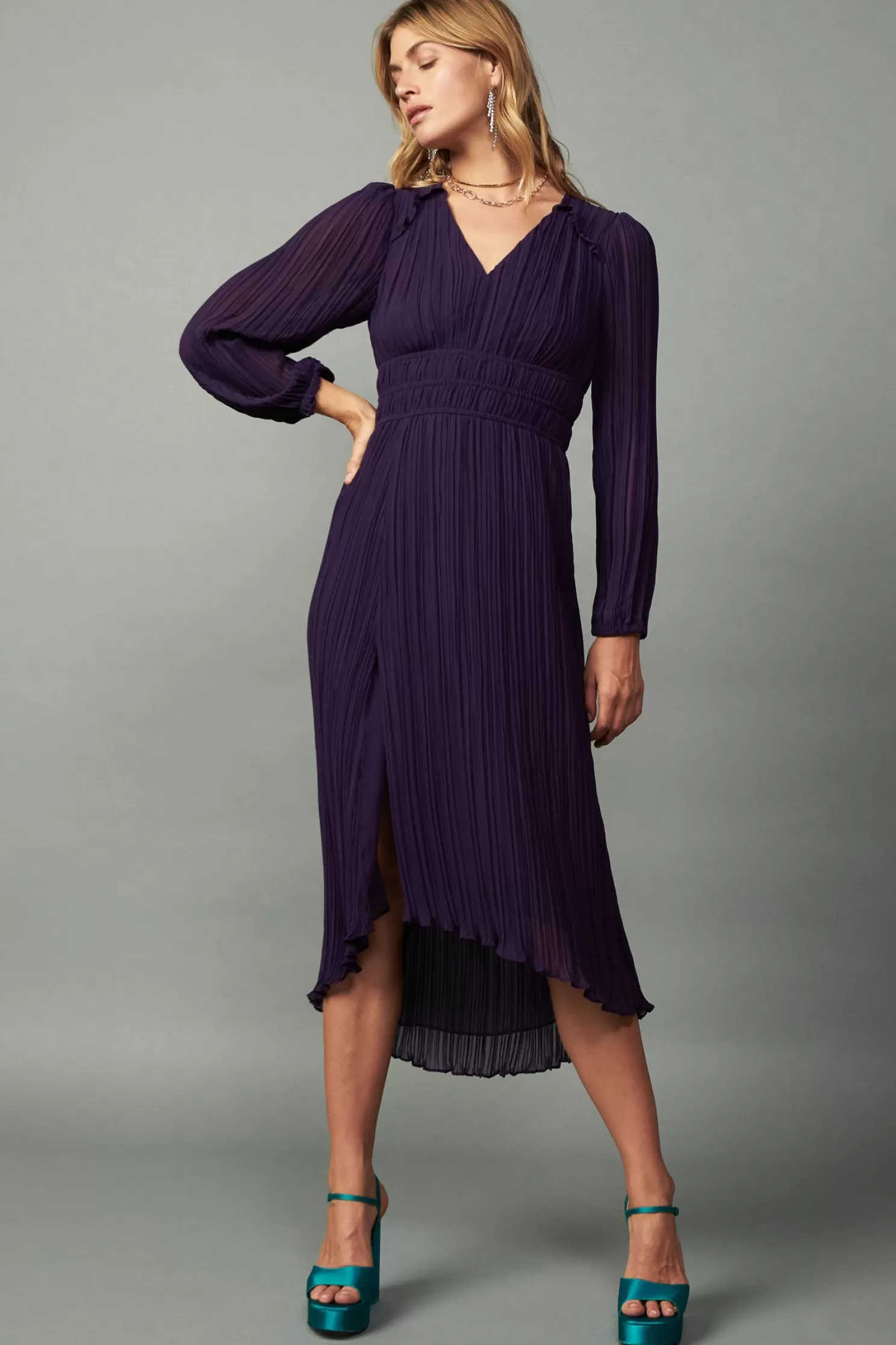 Online Pleated V-neck Midi Dress Midi Dresses