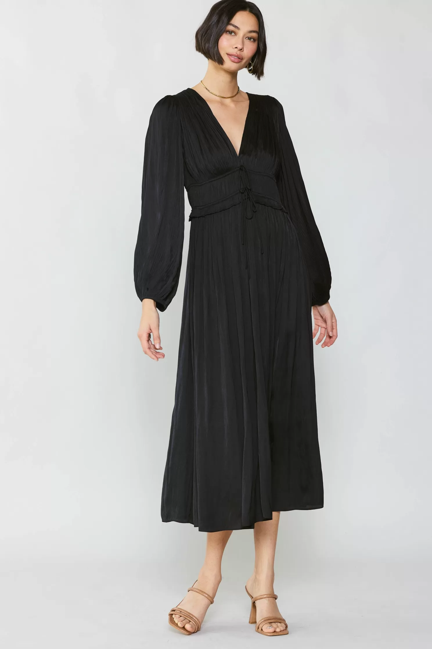 Store Sidonie Pleated Maxi Dress Maxi Dresses